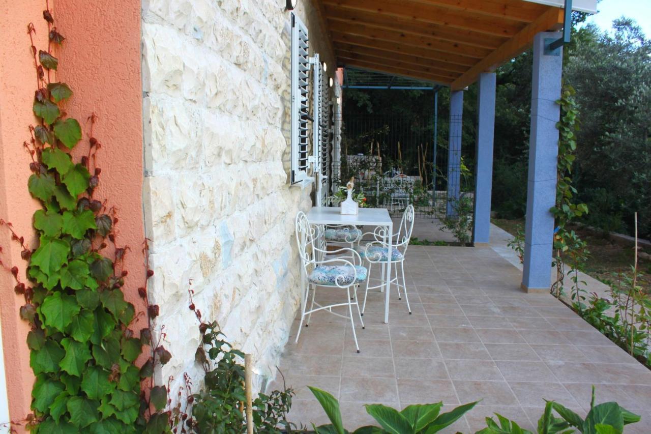 Blue Mediterranean Apartments Sveti Stefan Exterior foto