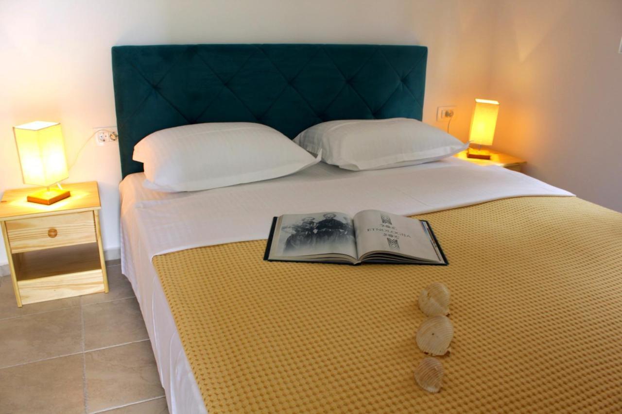 Blue Mediterranean Apartments Sveti Stefan Exterior foto
