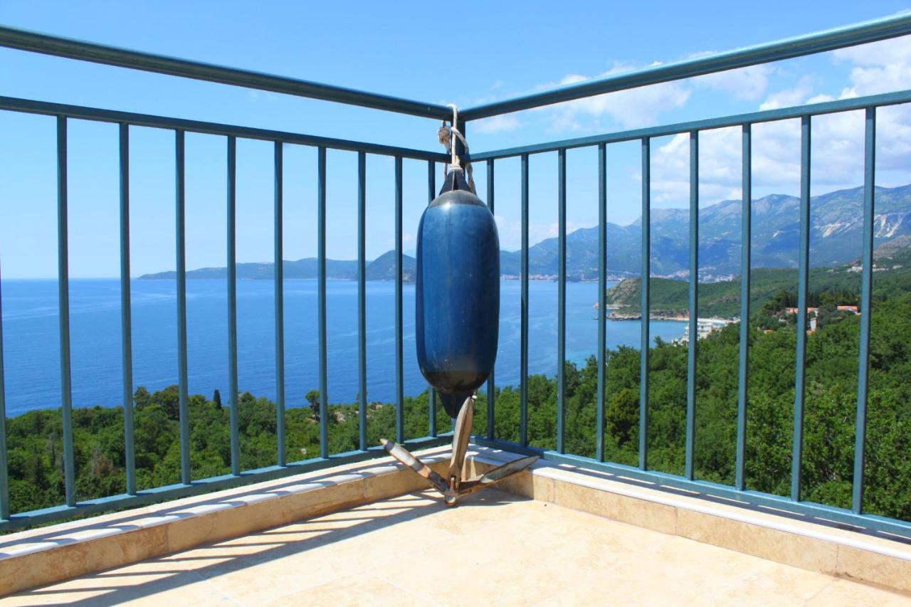 Blue Mediterranean Apartments Sveti Stefan Exterior foto