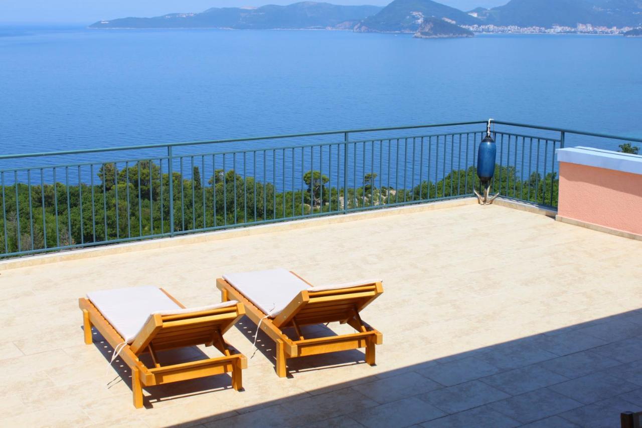 Blue Mediterranean Apartments Sveti Stefan Exterior foto