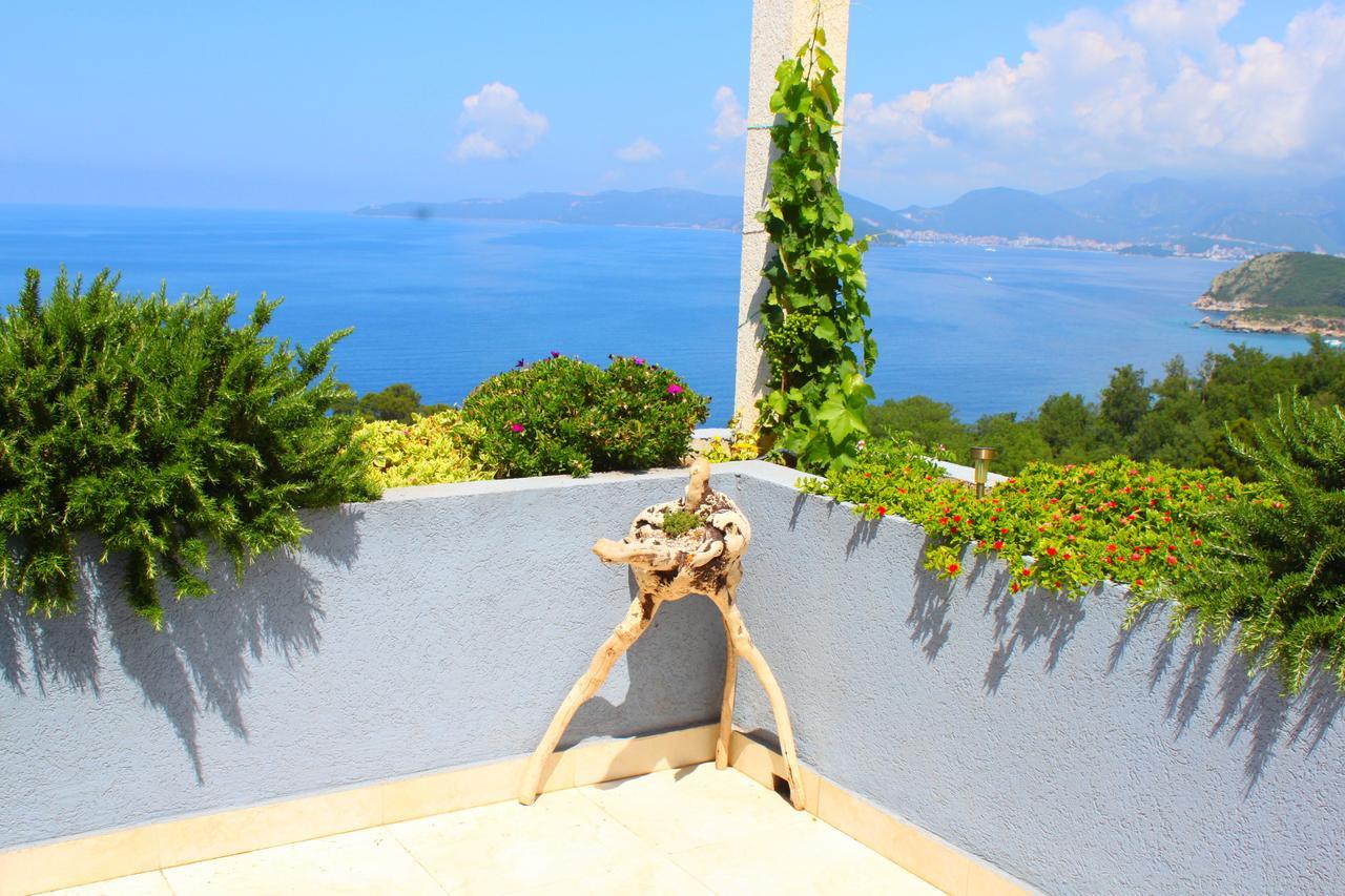 Blue Mediterranean Apartments Sveti Stefan Exterior foto