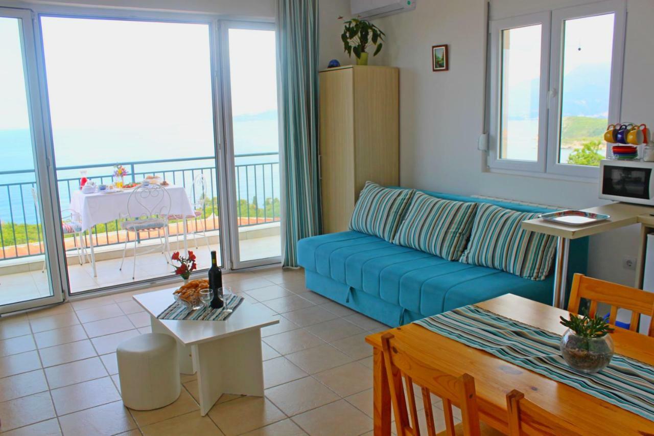 Blue Mediterranean Apartments Sveti Stefan Exterior foto